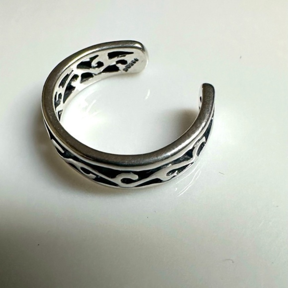 White gold vermeil 925 Gold Engraved Ornate pinky adjustable Toe Ring